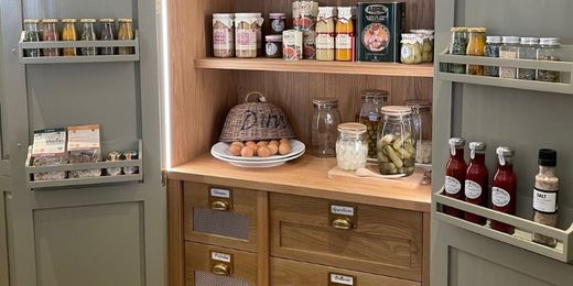 Accessoires de cuisine en laiton naturel