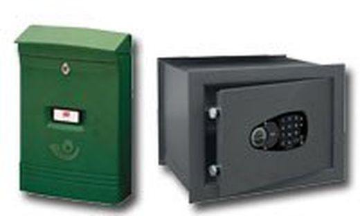 Coffres-forts et boîtes aux lettres