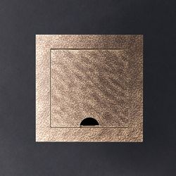 Boîtes de sol Atelier Luxus pour prises