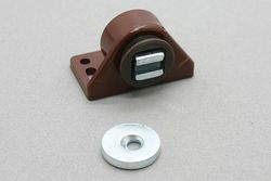 Fermeture magnétique 121NCS YM0022MA06