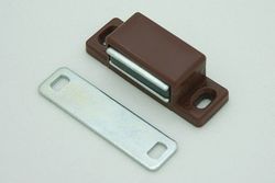 Fermeture magnétique 115-R YM0015