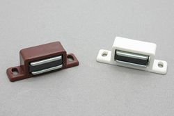 Fermeture magnétique 118-R YM0018