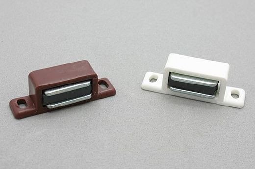 Fermeture magnétique 118-R YM0018