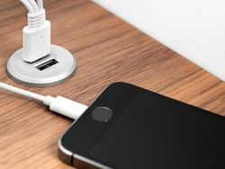 Connecteur USB Plugy Emuca EE91010000