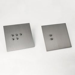 Interrupteur minimaliste DoT par Atelier Luxus