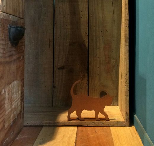 XV5004HO12 Chat profilé