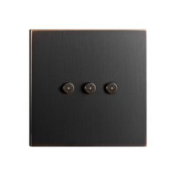 Interrupteurs et prises FACET par Atelier Luxus