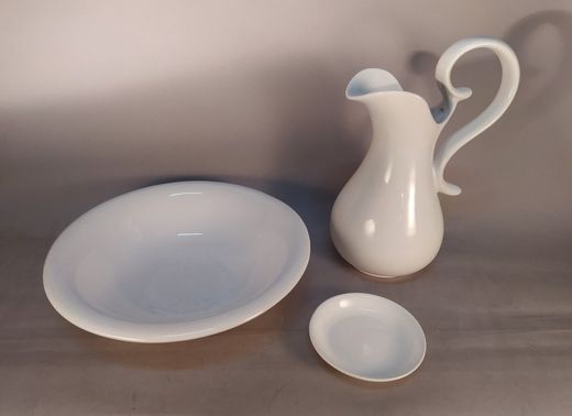 Jarra y palangana de porcelana blanca 40003200