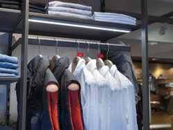 Luminaire LED en saillie Top-Stick F Hera EE840