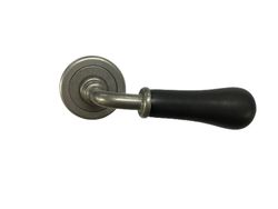 Poignée de levier en porcelaine Mani-Grip MM4420 420