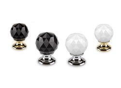 Bouton en verre avec un pochoir A999