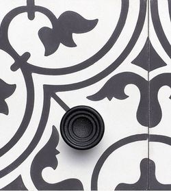 Bouton en fer forgé Fleur 300030046-9005 Furnipart A3003HF45