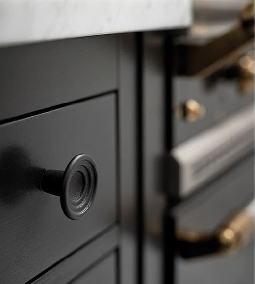 Bouton en fer forgé Fleur 300030046-9005 Furnipart A3003HF45