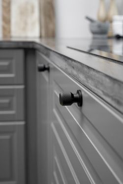 Bouton MANOR ROUND de Furnipart A5492