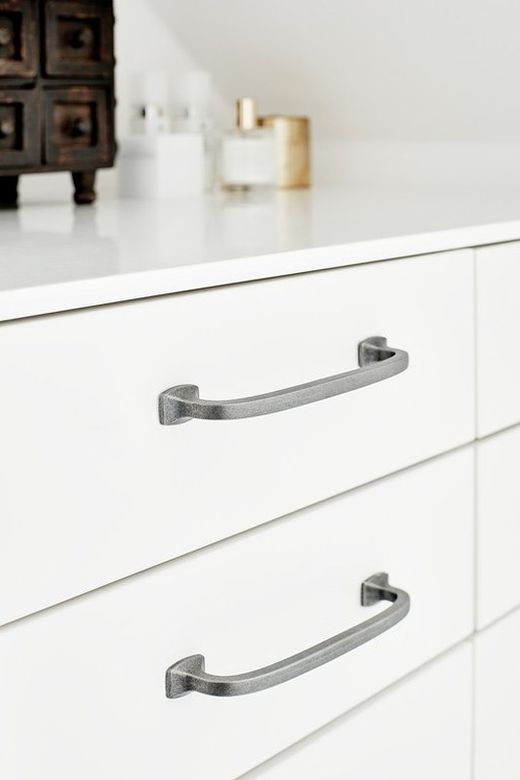 Poignée classique 536460 Furnipart A5364