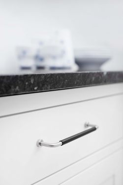 Poignée en cuir Lounge 240330160 Furnipart A2403